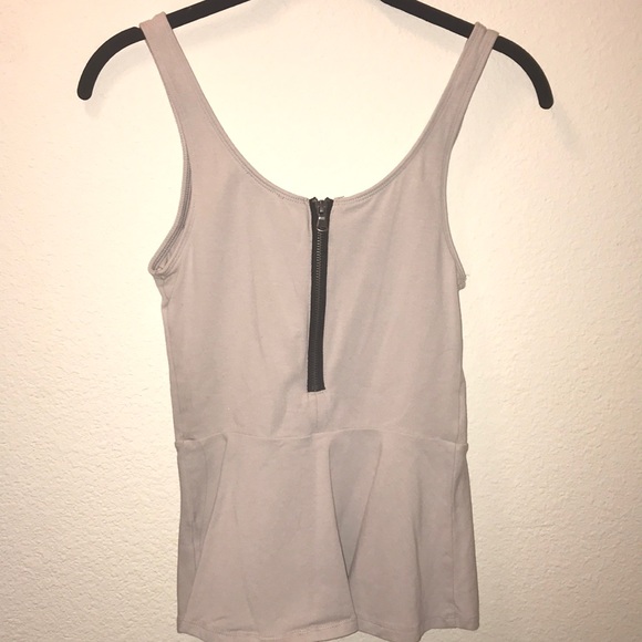 *SOLD*EUC Express Peplum Tank - Picture 3 of 3